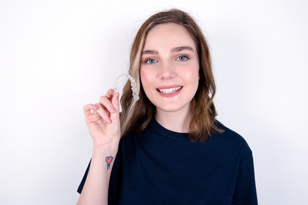 Why An Invisalign Dentist Is The Clear Choice For A Straighter Smile