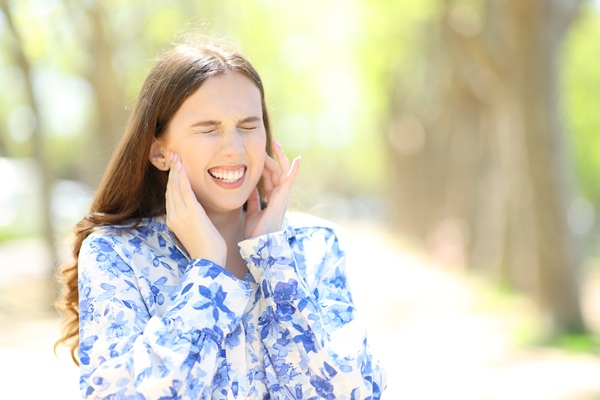 Signs You Need A TMJ Dentist – And What To Do About It
