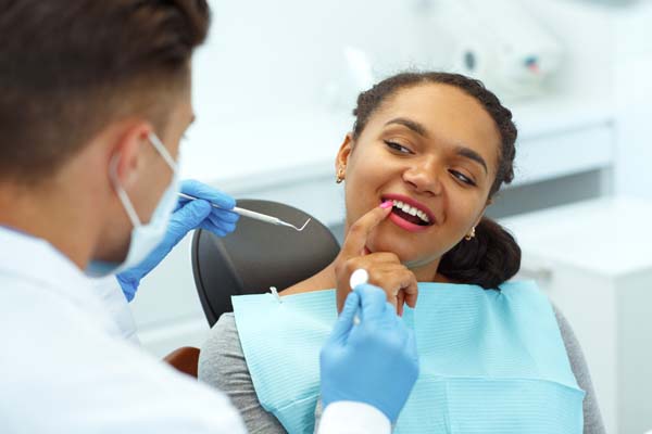 Cosmetic Dentistry Tips To Keep Your Smile Bright